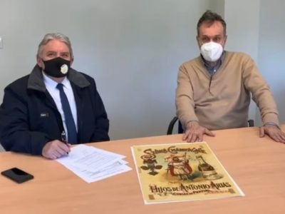 Representantes de Fundación Asturies XXI y del Muséu del Pueblu d’Asturies